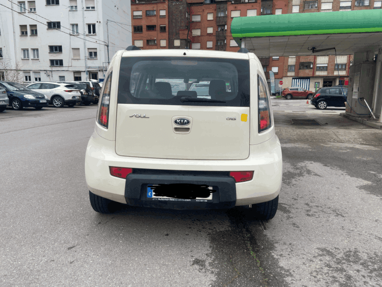 Miniatura 2 de 4 del coche: Kia Soul 1.6CRDI