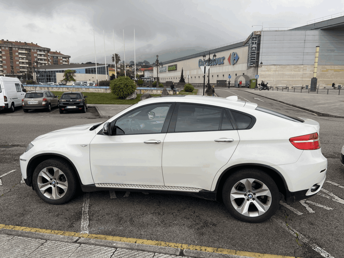 BMW X6 3.0 — foto 3