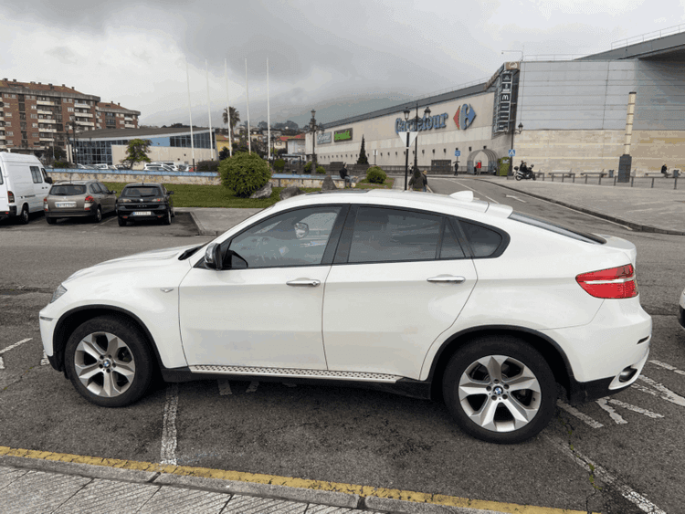 Miniatura 3 de 5 del coche: BMW X6 3.0