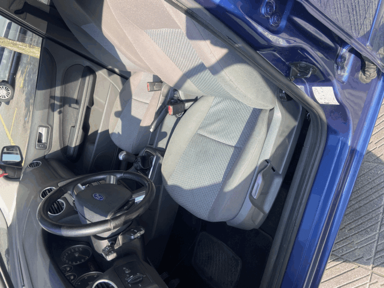 Miniatura 5 de 5 del coche: Ford Focus 1.8TDCI
