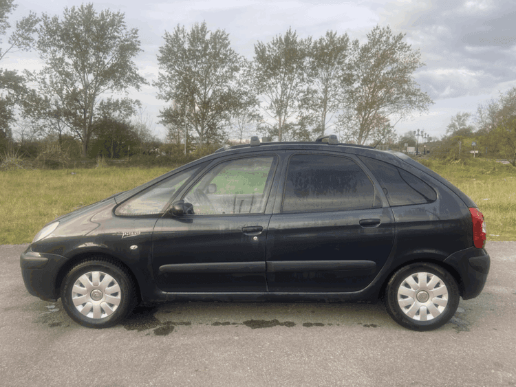 Miniatura 2 de 2 del coche: Citroen Xsara Picasso 1.6 HDI