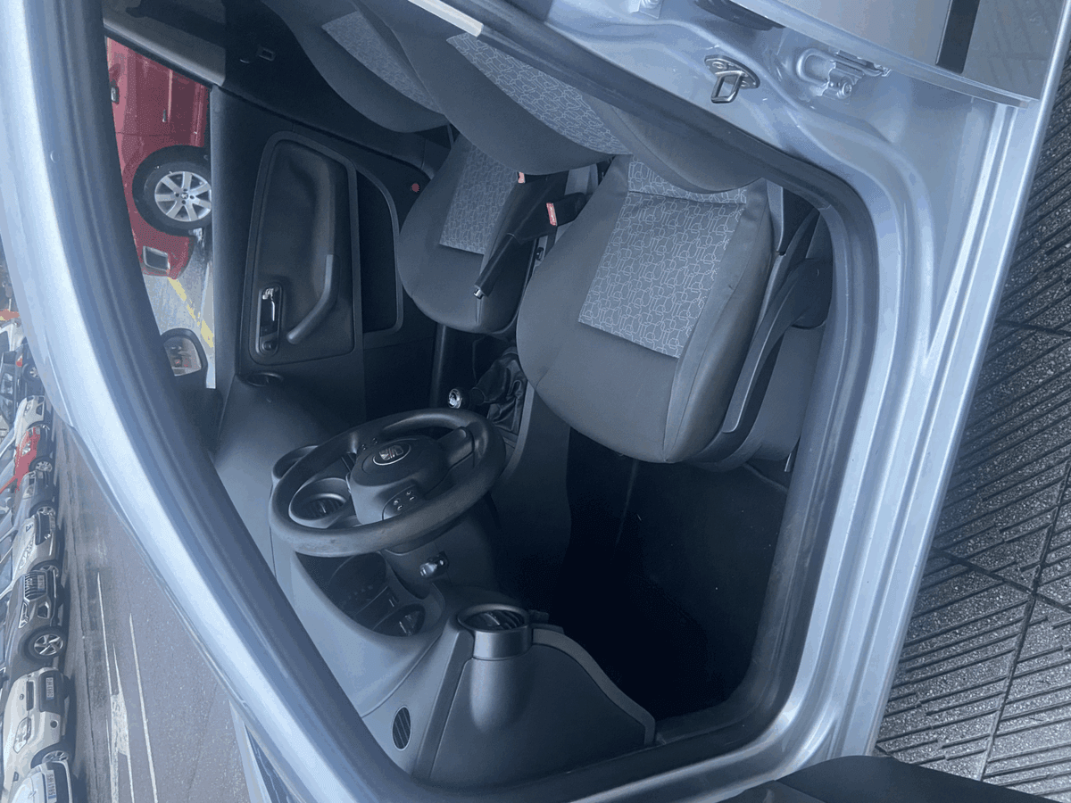 Seat Cordoba 1.9 TDI 100CV — foto 3