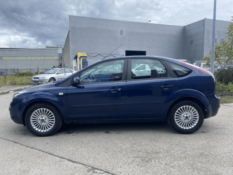 Miniatura 5 de 5 del coche: Ford Focus 1.6 TDCI