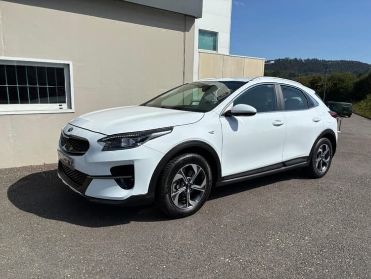 Miniatura 1 de 5 del coche: KIA XCeed 1.6 CRDI Drive 5p
