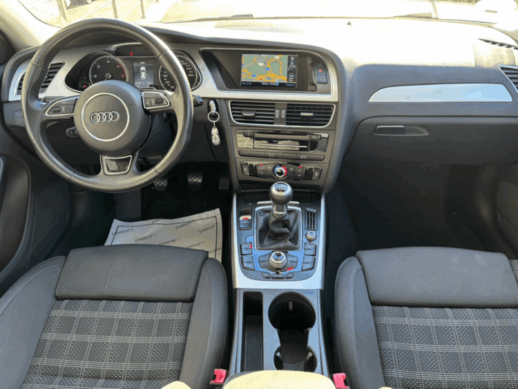 Miniatura 4 de 5 del coche: Audi A4 Avant 2.0 TDI S-Line