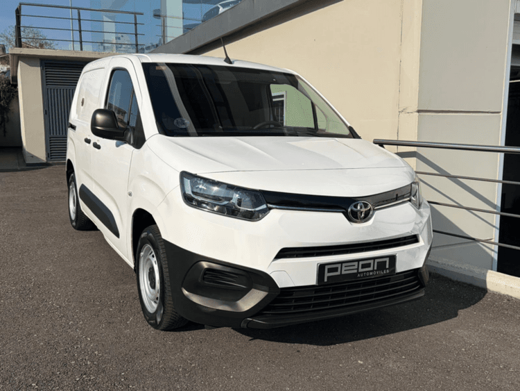 Miniatura 3 de 5 del coche: Toyota Proace City 1.5 D MEDIAN
