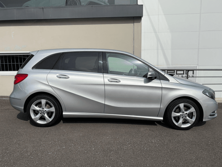 Miniatura 2 de 5 del coche: Mercedes-Benz B 180 CDI 7G Sport