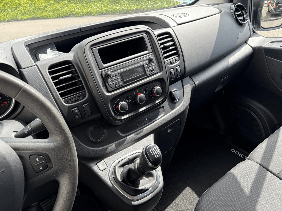 Nissan NV300 2.0 DCI L1 H1 — foto 4