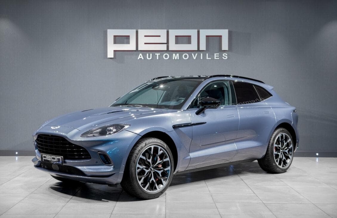 Aston Martin DBX — foto principal