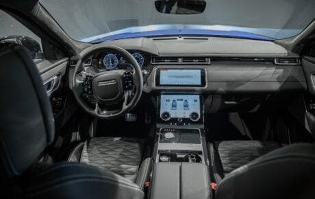 Miniatura 4 de 5 del coche: Range Rover Velar SVAutobiography