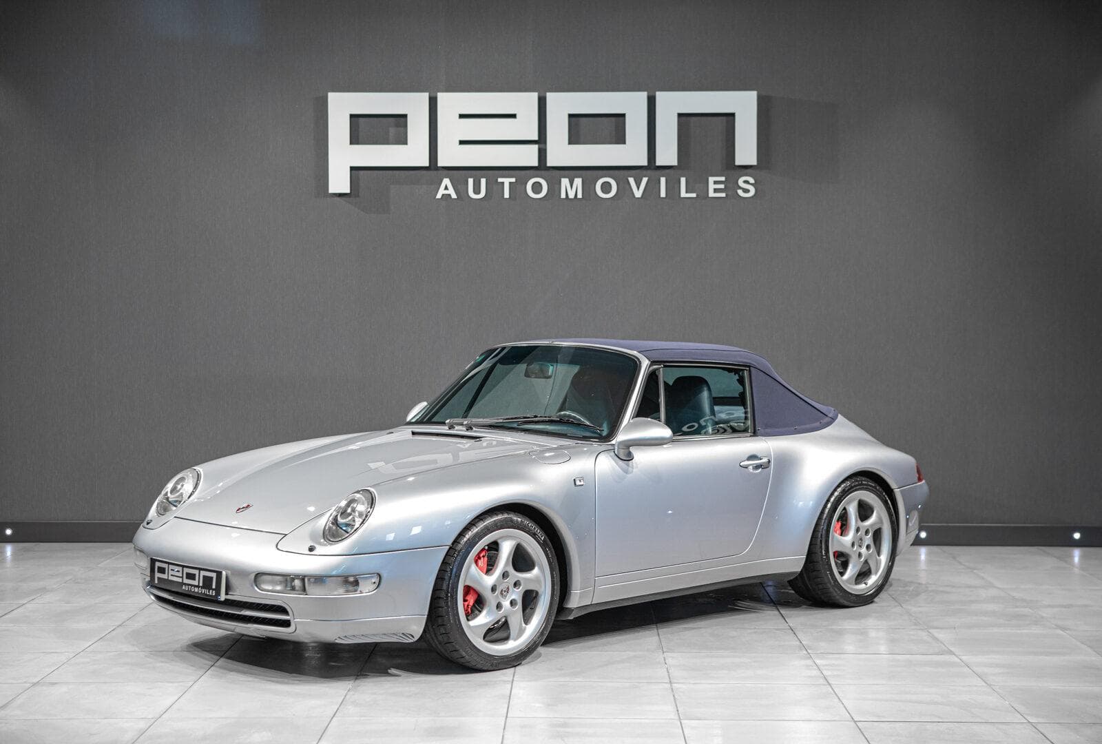 Porsche 911/993 Carrera Cabriolet — foto principal