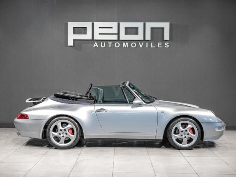 Miniatura 2 de 5 del coche: Porsche 911/993 Carrera Cabriolet