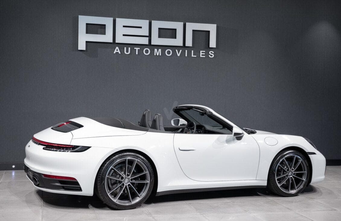 Porsche 911/992 Carrera Cabrio — foto 2