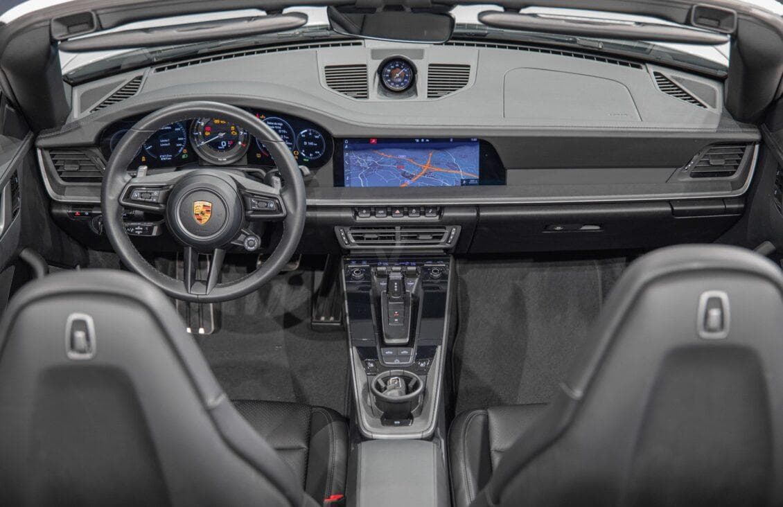 Porsche 911/992 Carrera Cabrio — foto 4