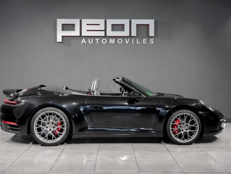 Miniatura 2 de 5 del coche: Porsche 911/992 Carrera Cabriolet