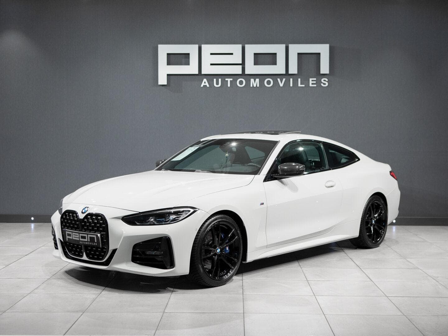 BMW 420dA Coupé M-Sport — foto principal