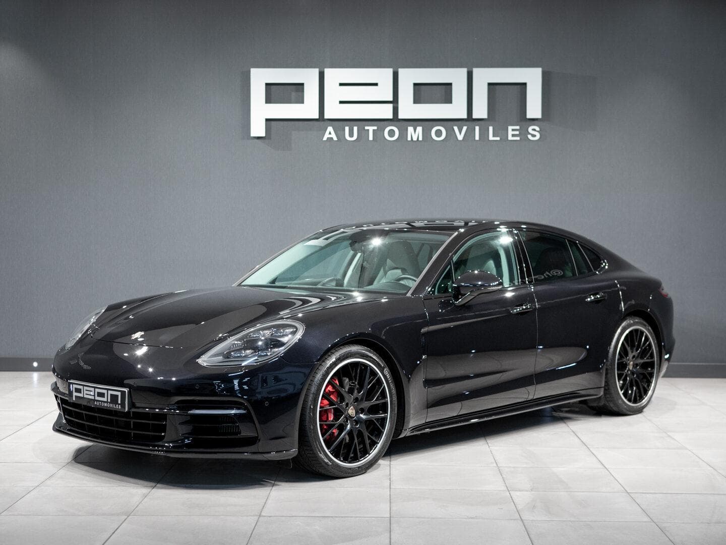 Porsche Panamera 4S Diésel — foto principal