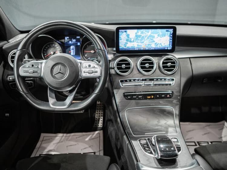 Miniatura 4 de 5 del coche: MB C 220d Estate 9G AMG