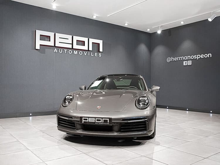 Miniatura 3 de 5 del coche: Porsche 911/992 Carrera Coupé