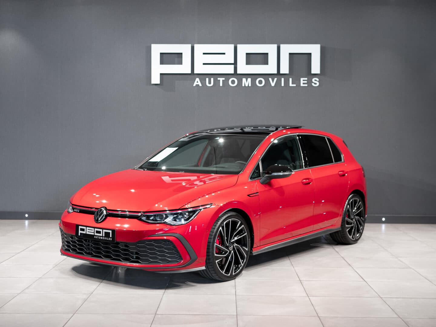Volkswagen Golf 8 GTI DSG 5p — foto principal