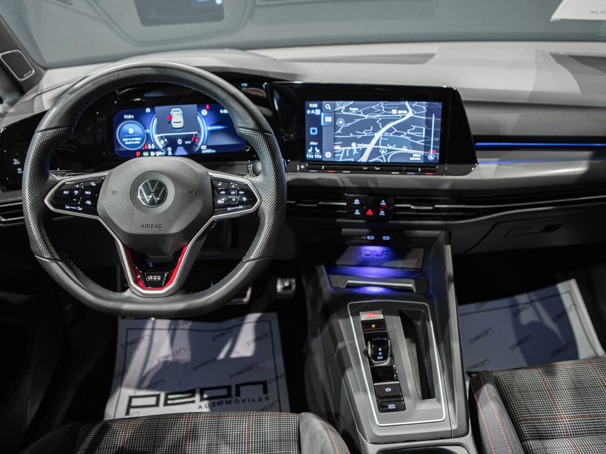 Volkswagen Golf 8 GTI DSG 5p — foto 4