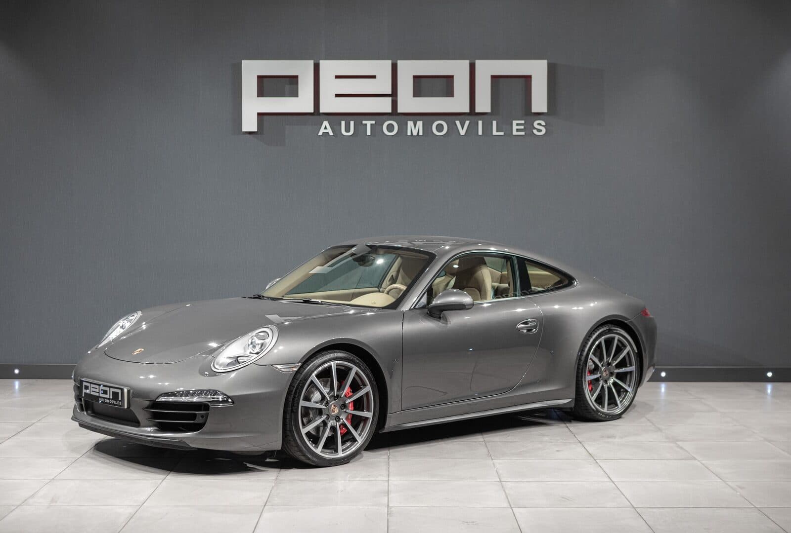 Porsche 911/991 Carrera 4S — foto principal