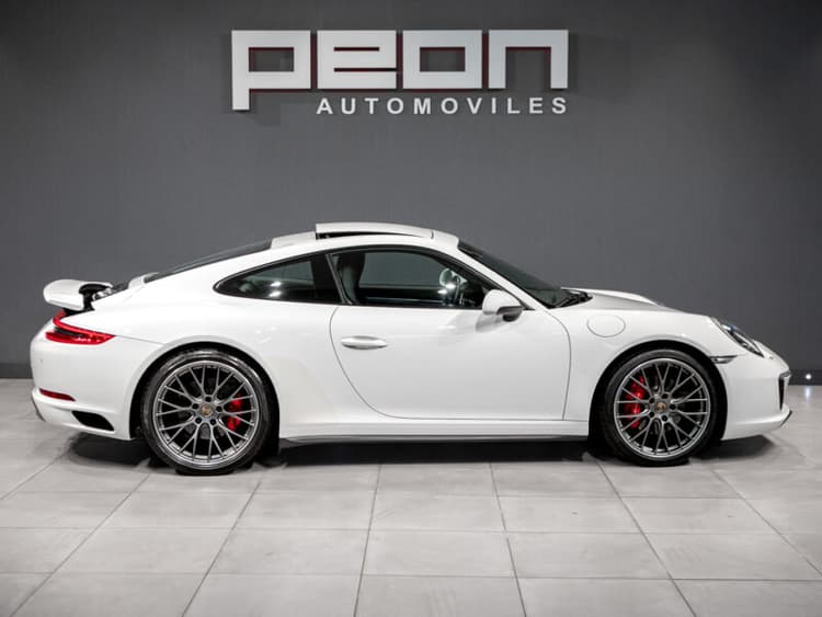 Miniatura 2 de 5 del coche: Porsche 911/991 Carrera 4 Coupé PDK