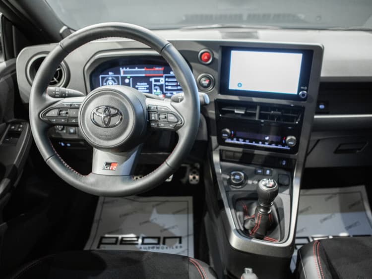 Miniatura 4 de 5 del coche: Toyota GR Yaris Circuit Pack