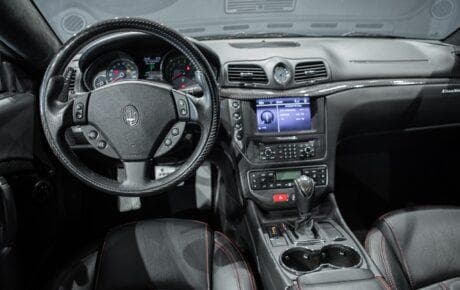 Miniatura 4 de 5 del coche: MASERATI GranTurismo S Sport MC V8
