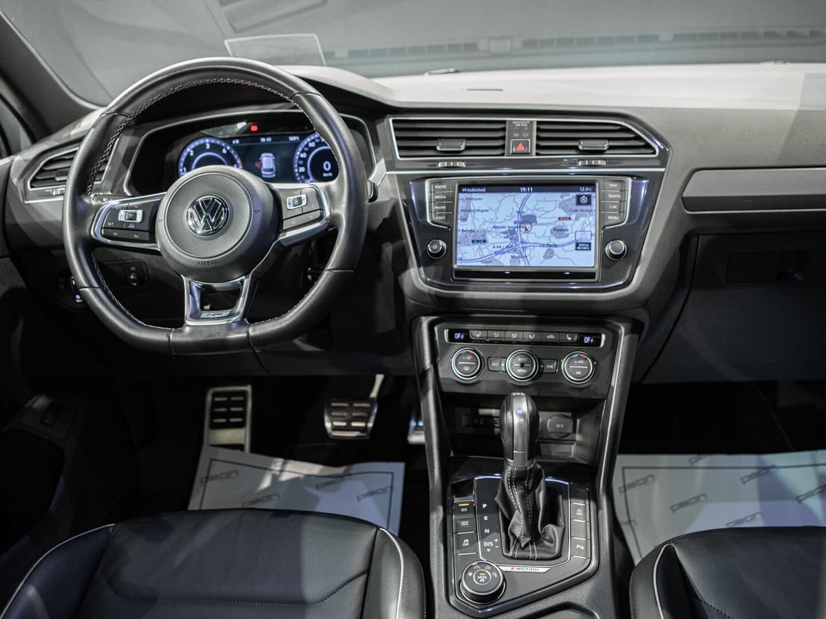 VW TIGUAN 2.0 TDI DSG7 4M R-Line — foto 4