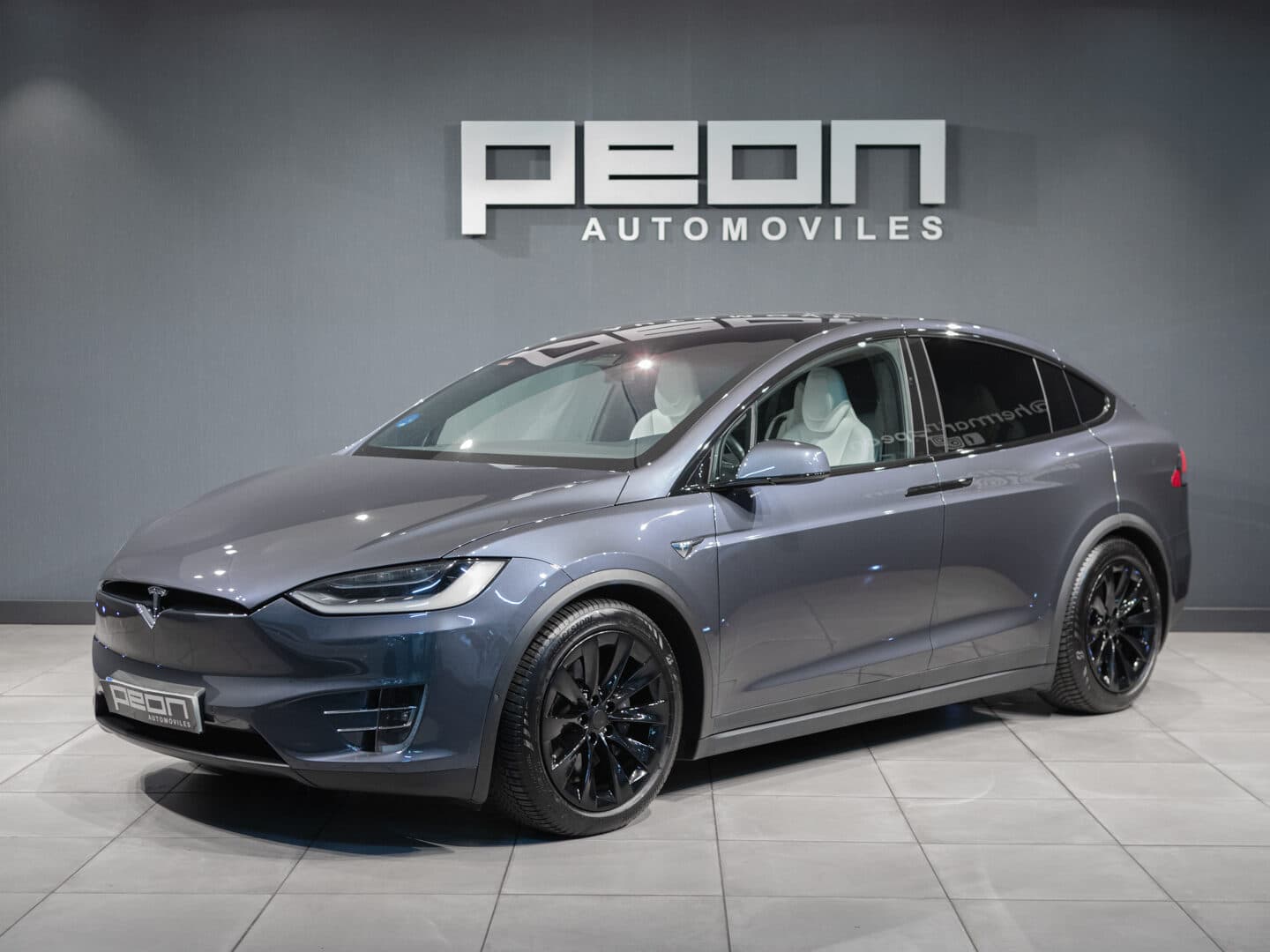 Tesla Model X 90D 4WD — foto principal