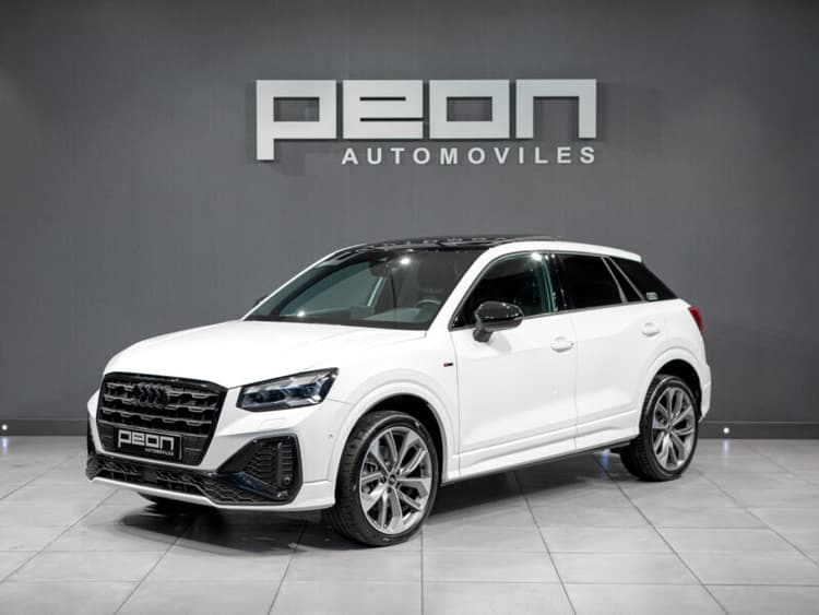 Miniatura 1 de 5 del coche: Audi Q2 35 TFSI S-T Black Line
