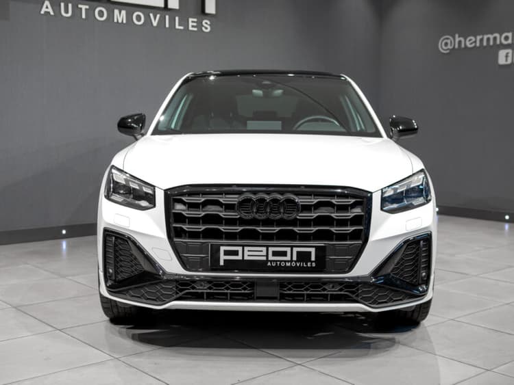 Miniatura 3 de 5 del coche: Audi Q2 35 TFSI S-T Black Line