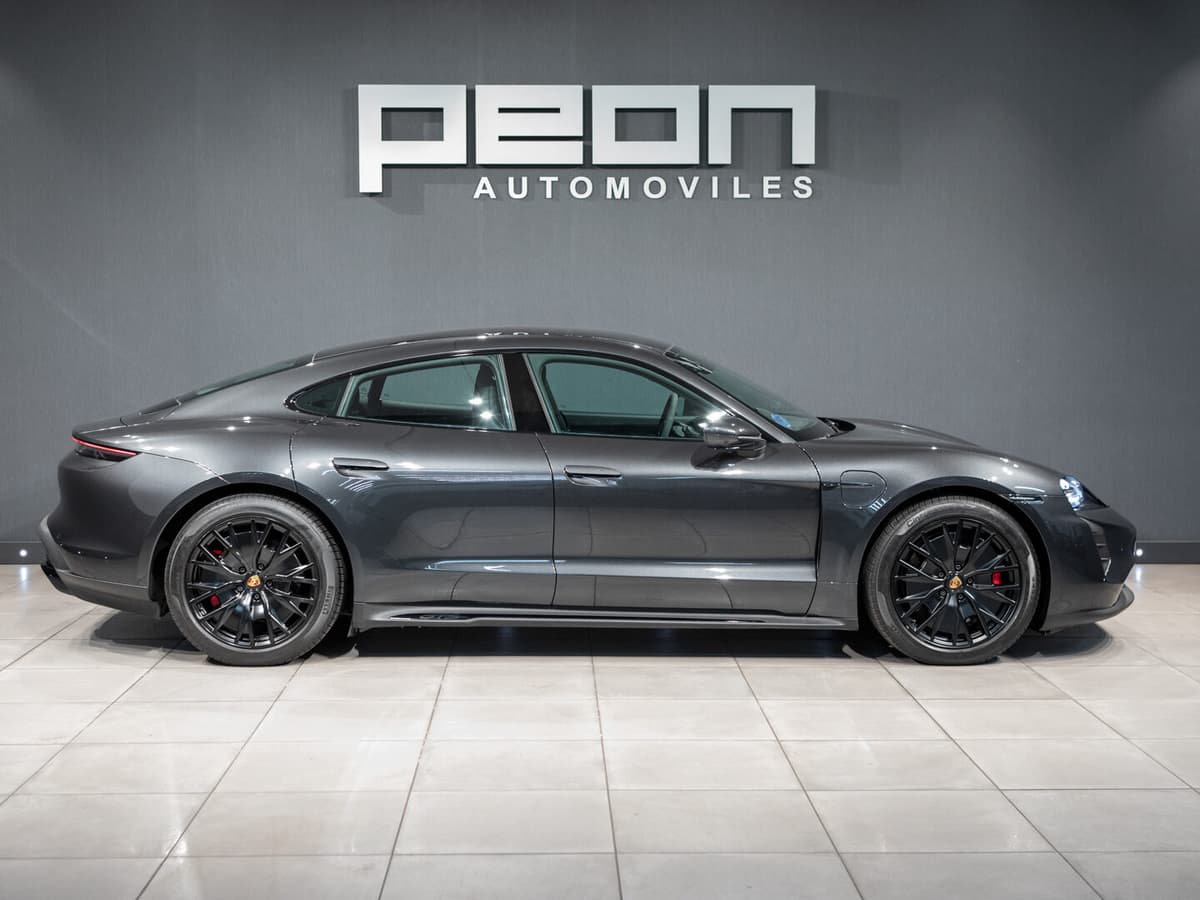 Porsche Taycan GTS — foto 2