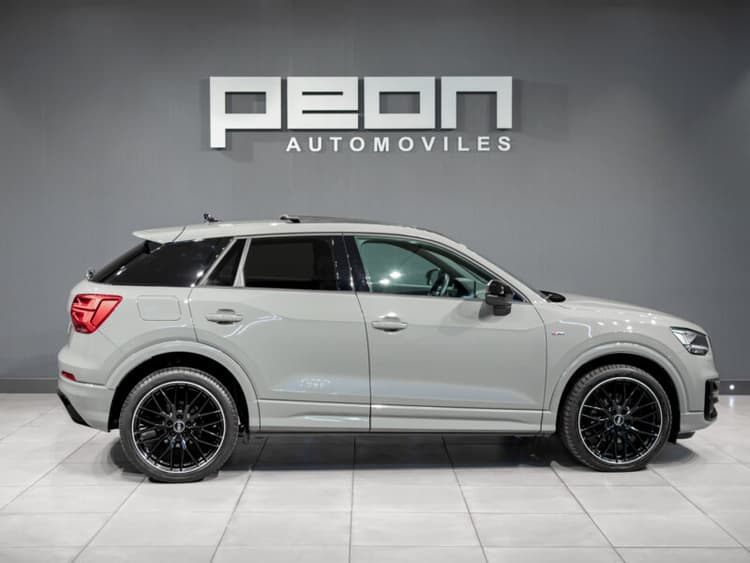 Miniatura 2 de 5 del coche: Audi Q2 35 TDI S-Tronic Black Line