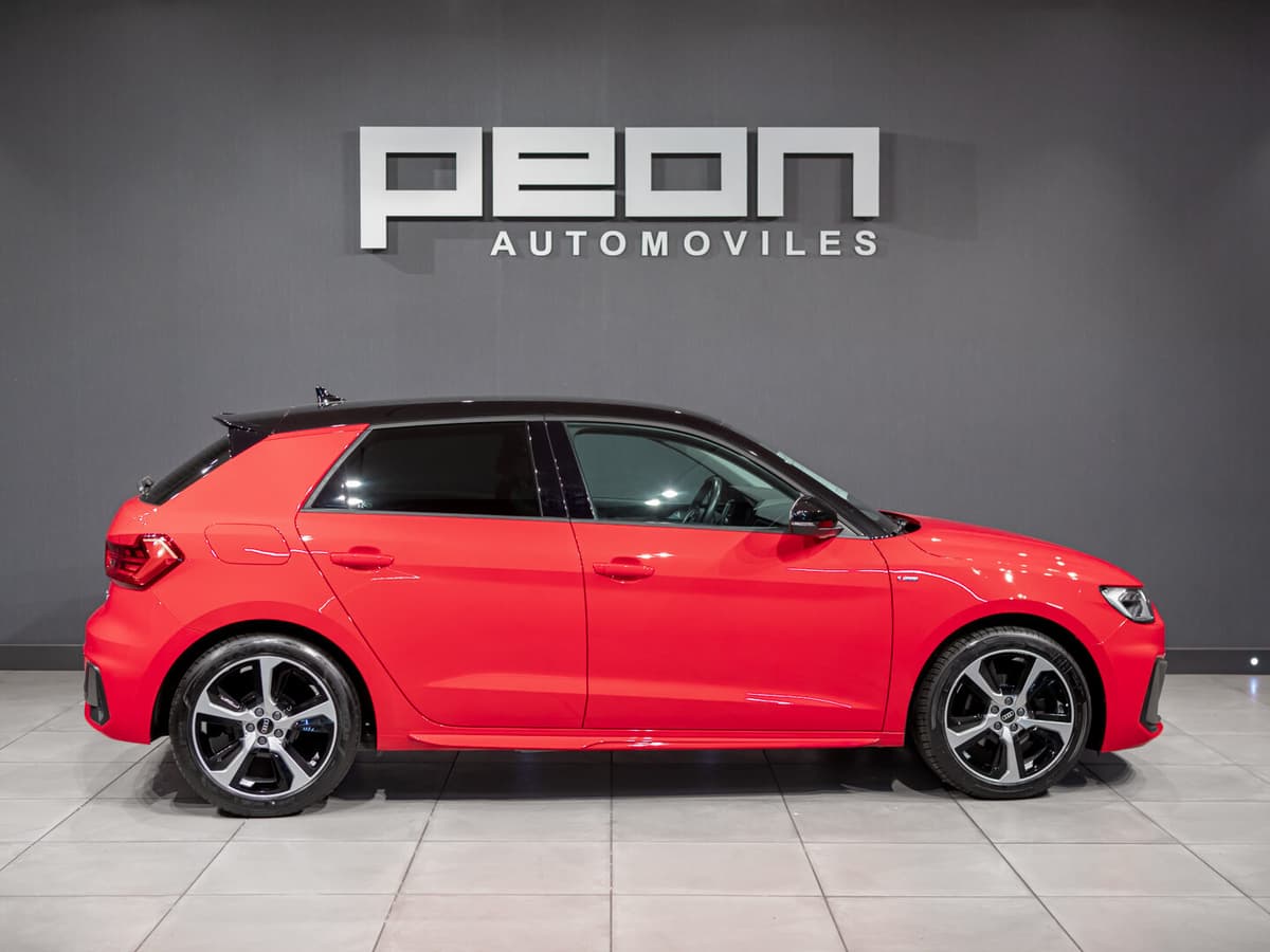 Audi A1 SB 30 TFSI S-Tronic S-Line — foto 2