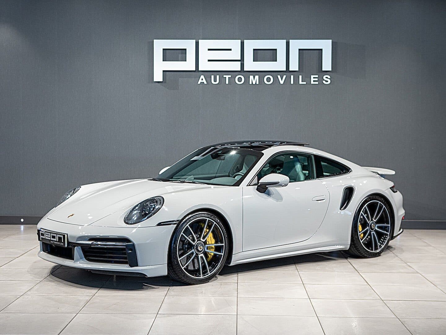 Porsche 911/992 Turbo S — foto principal