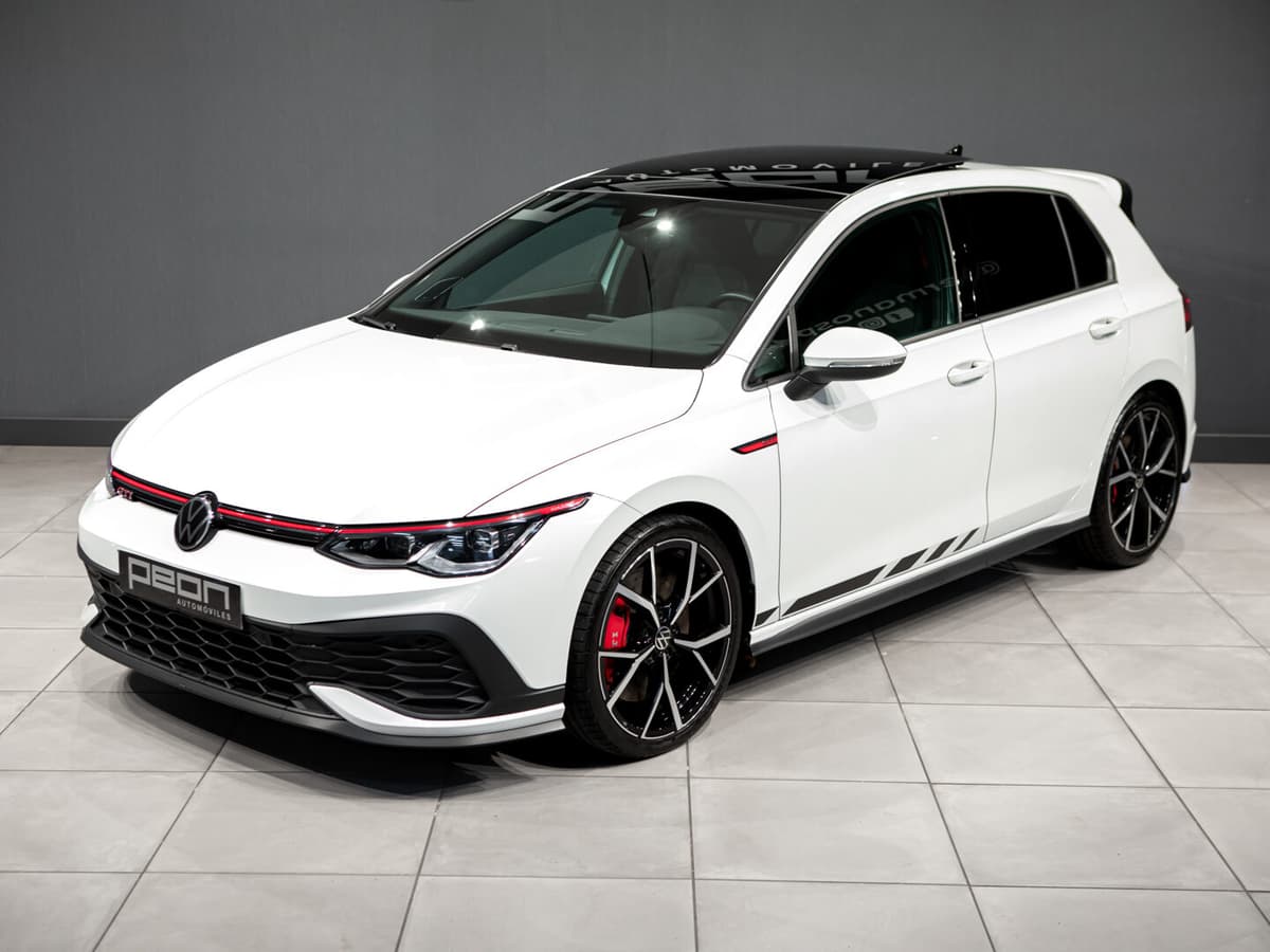 Volkswagen Golf 8 GTI Clubsport — foto 5