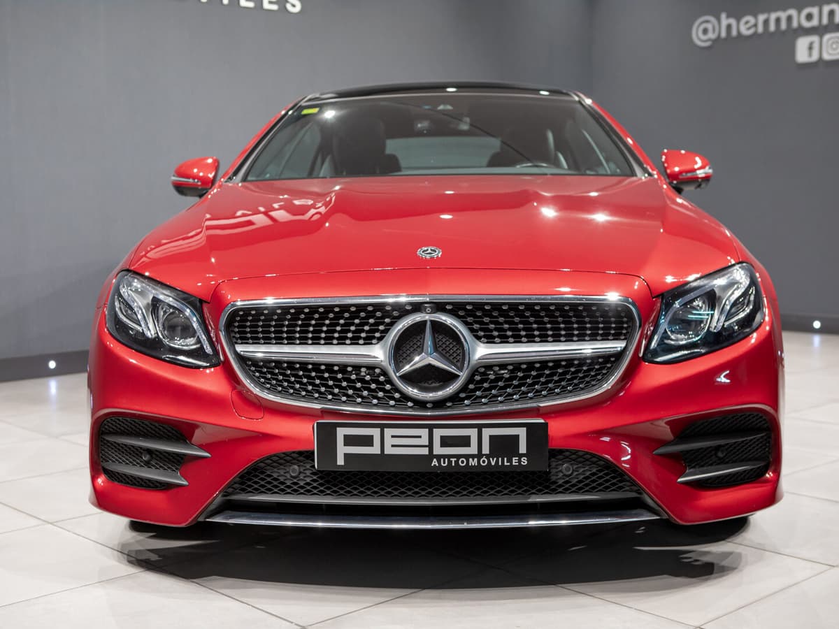 Mercedes-Benz E Coupé 220d AMG — foto 3