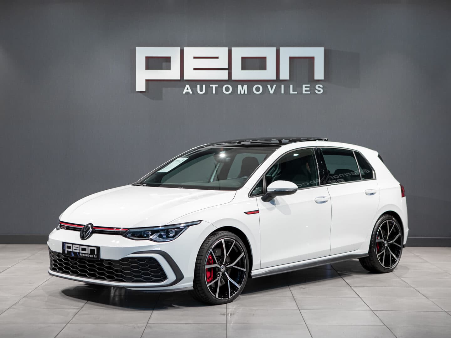 Volkswagen Golf 8 GTI 5p — foto principal