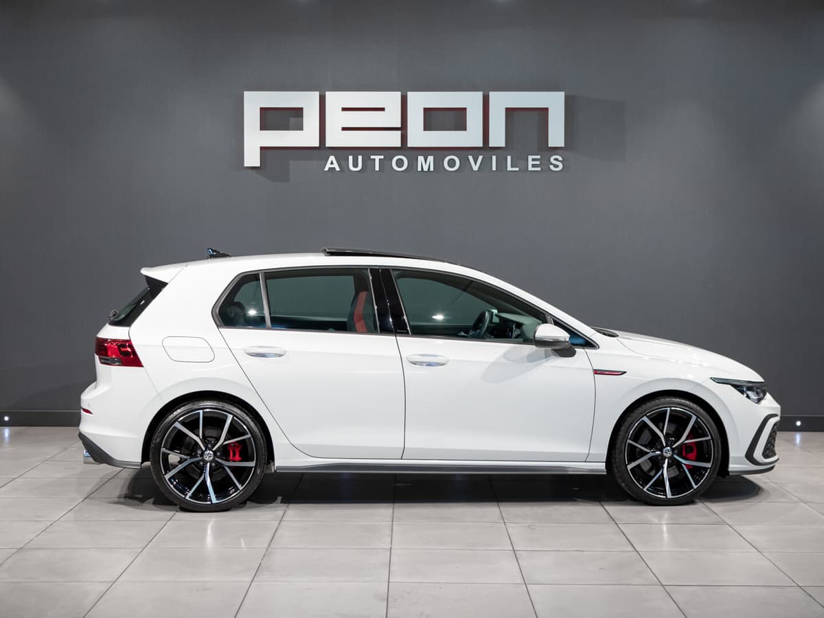 Volkswagen Golf 8 GTI 5p — foto 2