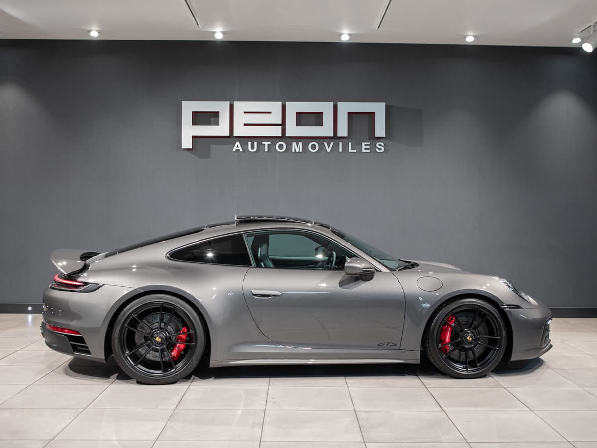 Porsche 911/992 Carrera GTS Coupé — foto 2
