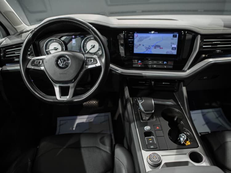 Miniatura 4 de 5 del coche: Volkswagen Touareg 3.0 TDI 4Motion
