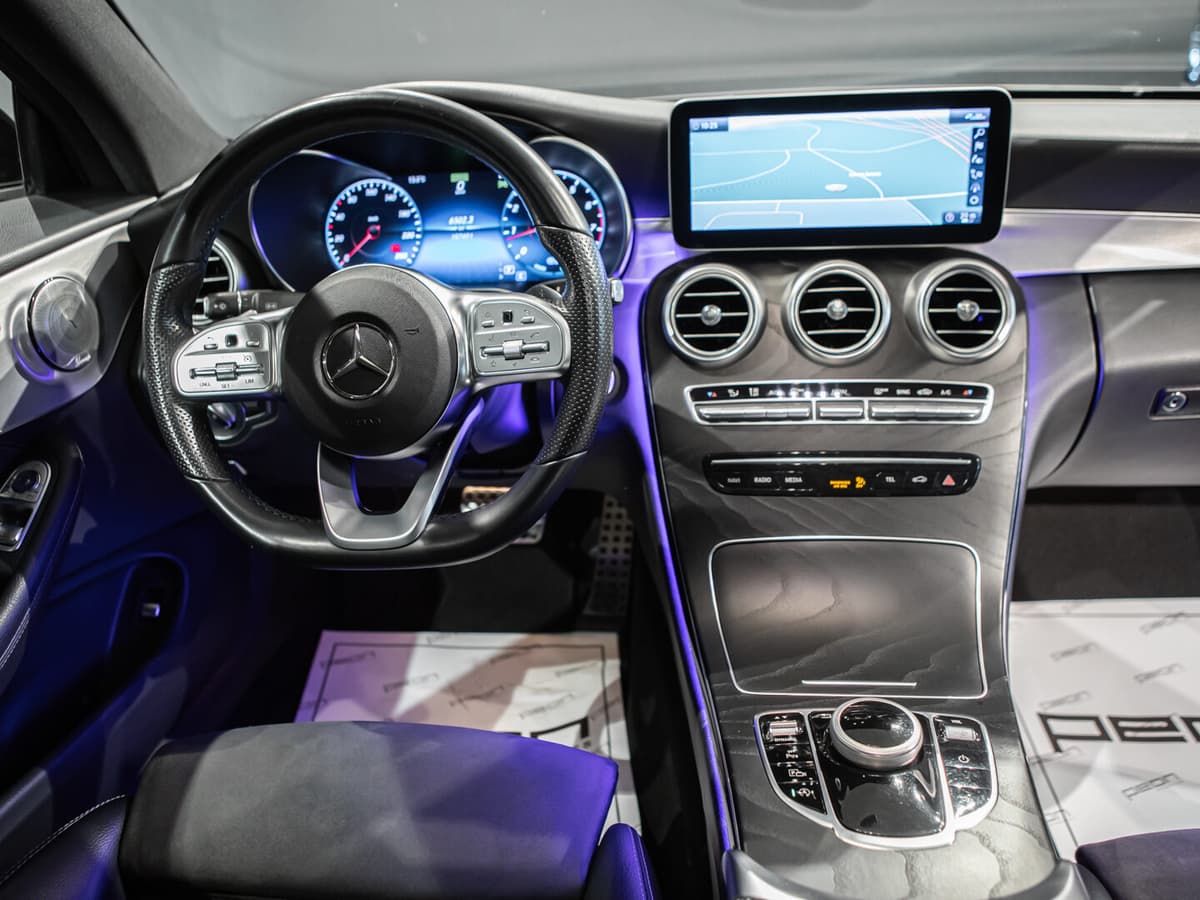 Mercedes-Benz C Coupé 200 9G AMG — foto 4