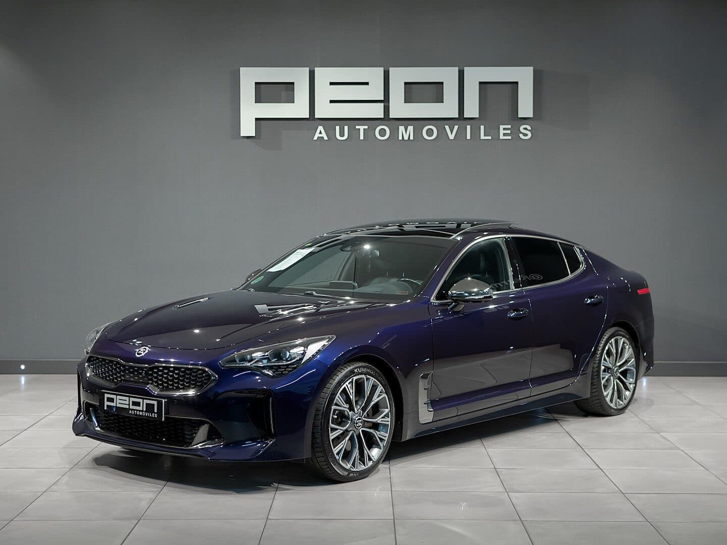 KIA Stinger 2.0 TGDI GT Line — foto principal
