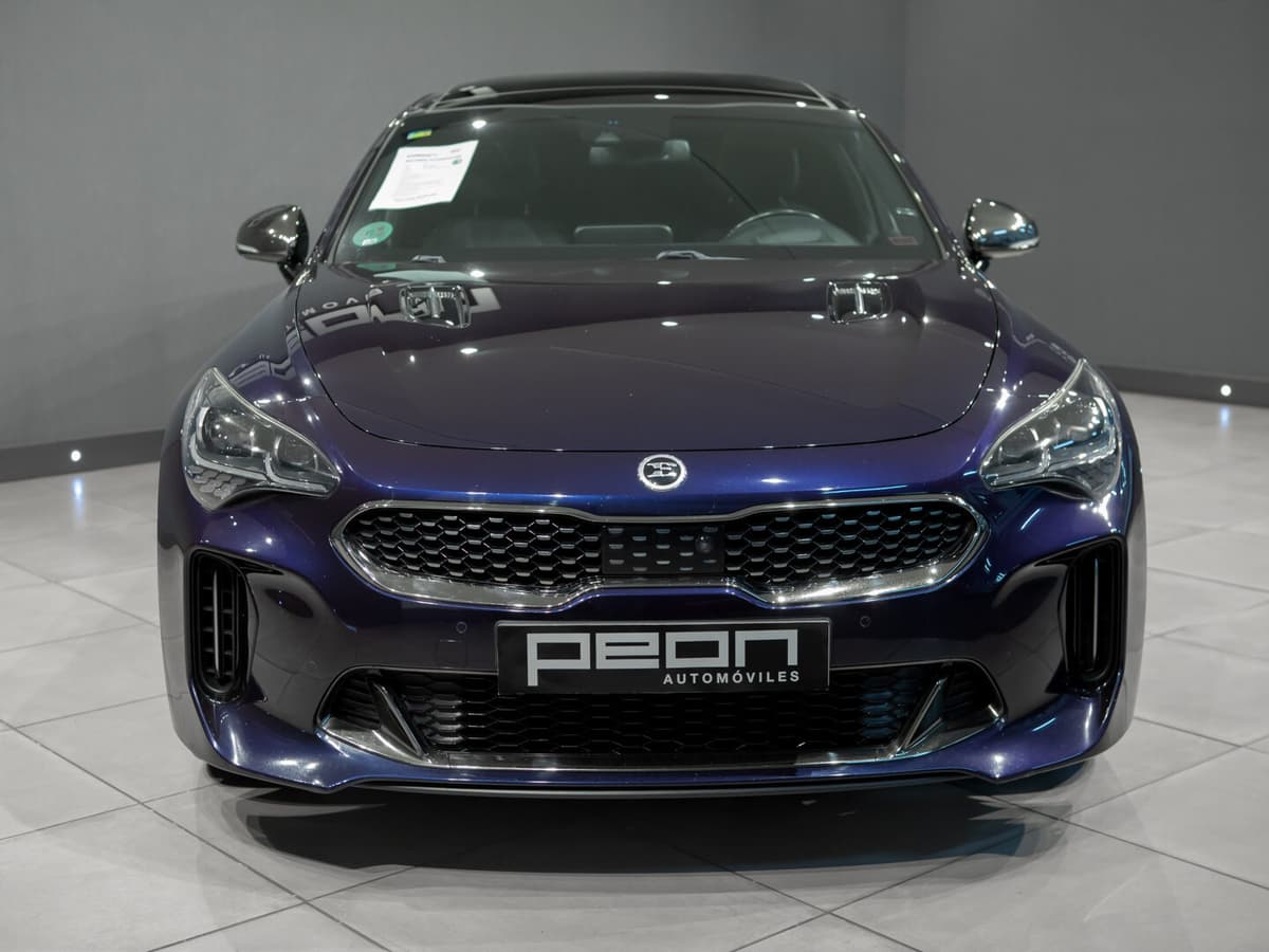 KIA Stinger 2.0 TGDI GT Line — foto 3