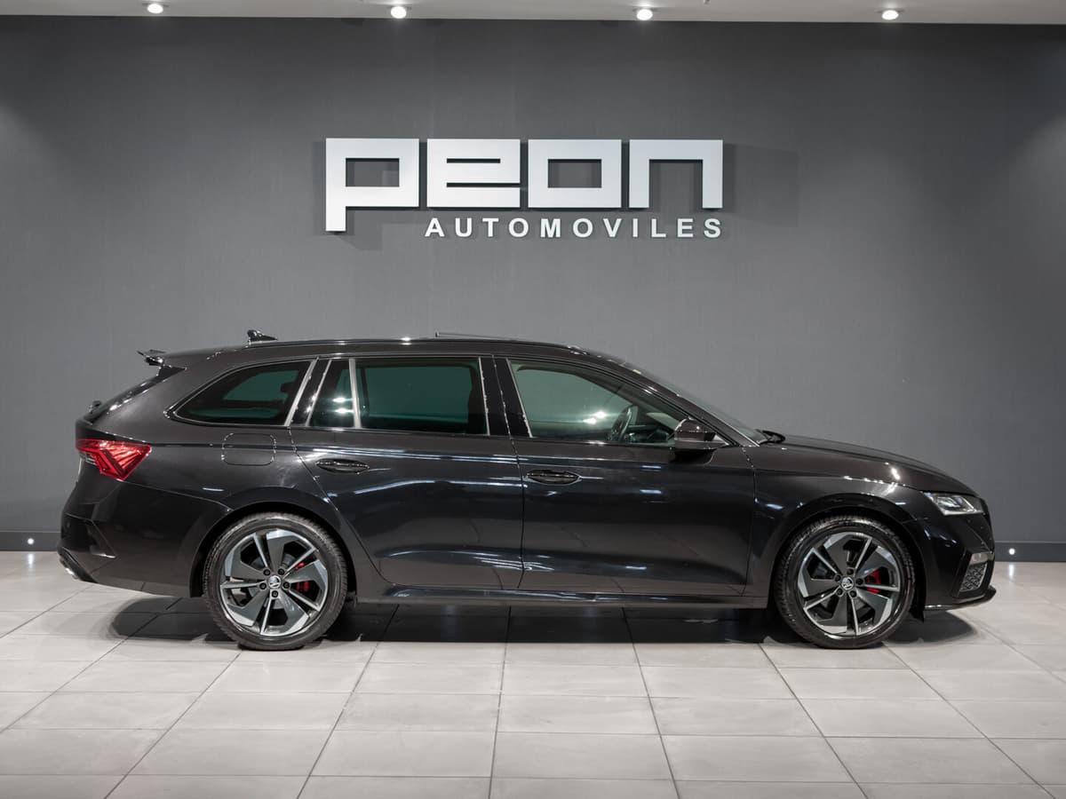 Skoda Octavia Combi 2.0 TDI RS 4×4 — foto 2