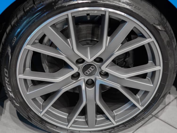Miniatura 5 de 5 del coche: Audi A4 Avant 35 TDI Black Line S-T