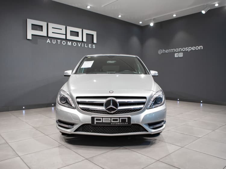 Miniatura 3 de 5 del coche: Mercedes-Benz B 180 CDI 7G Sport