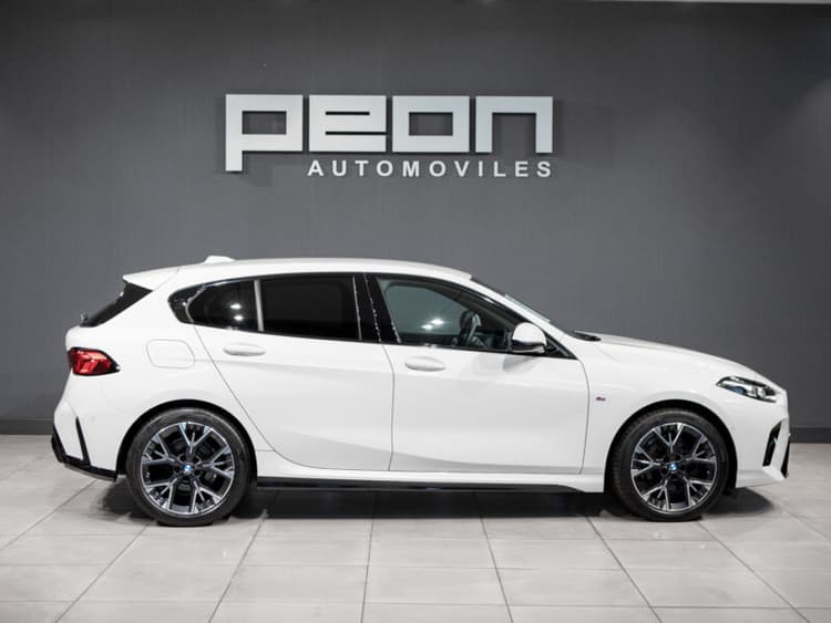Miniatura 2 de 5 del coche: BMW 120dA M-Sport